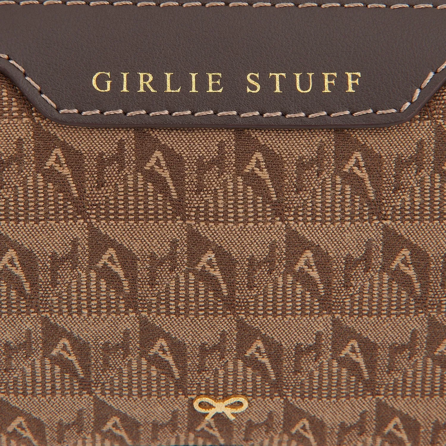 AH Girlie Stuff in Dark Earth