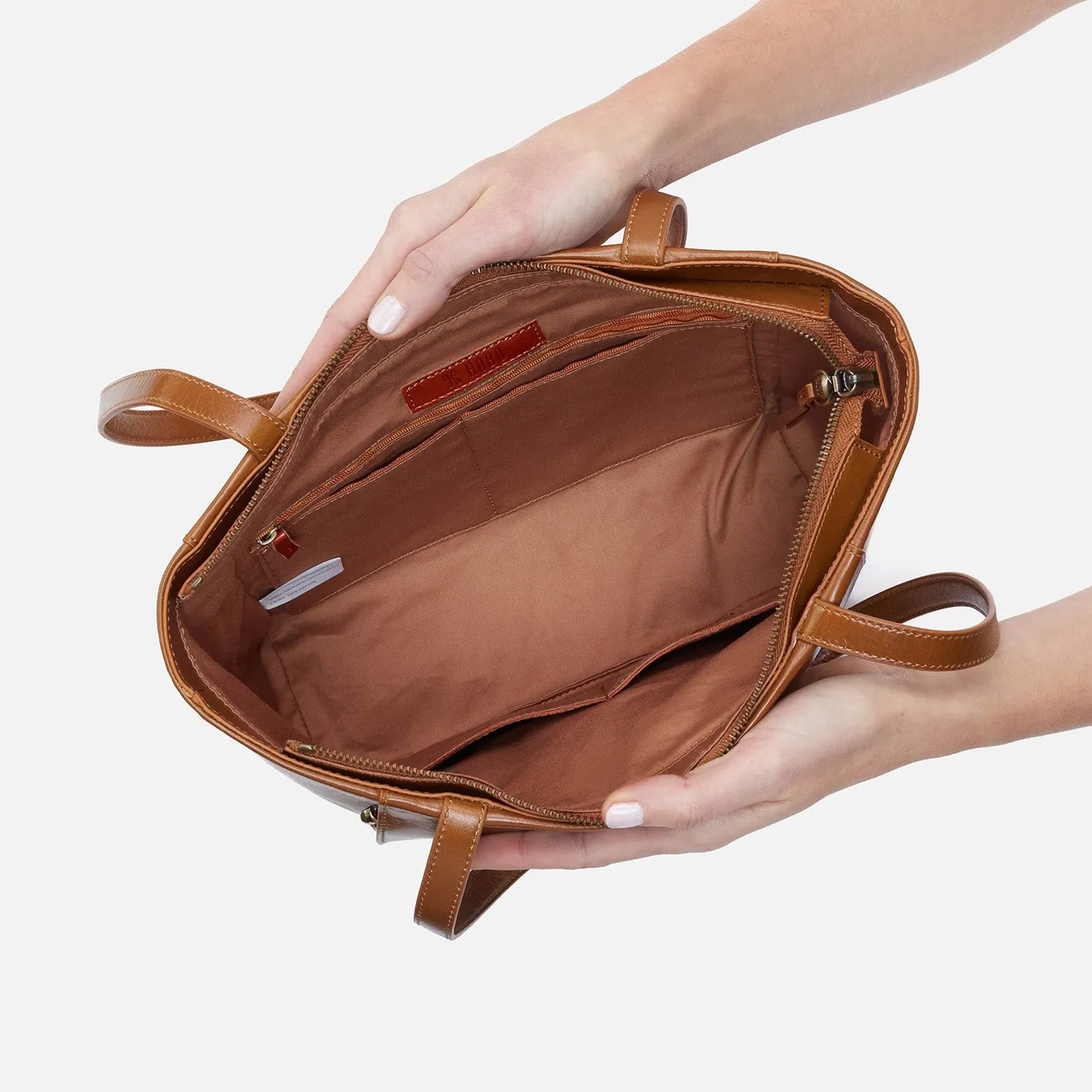 Haven Tote in Polished Leather - Truffle