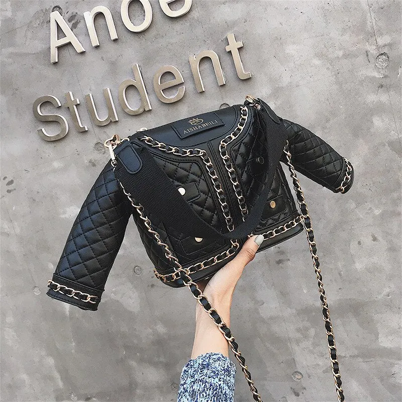 Vintage Lingge Chain Clothes Shoulder Bag for Women Fashion Black Crossbody Bags Funny Female Purses and Handbag New Clutch 2022